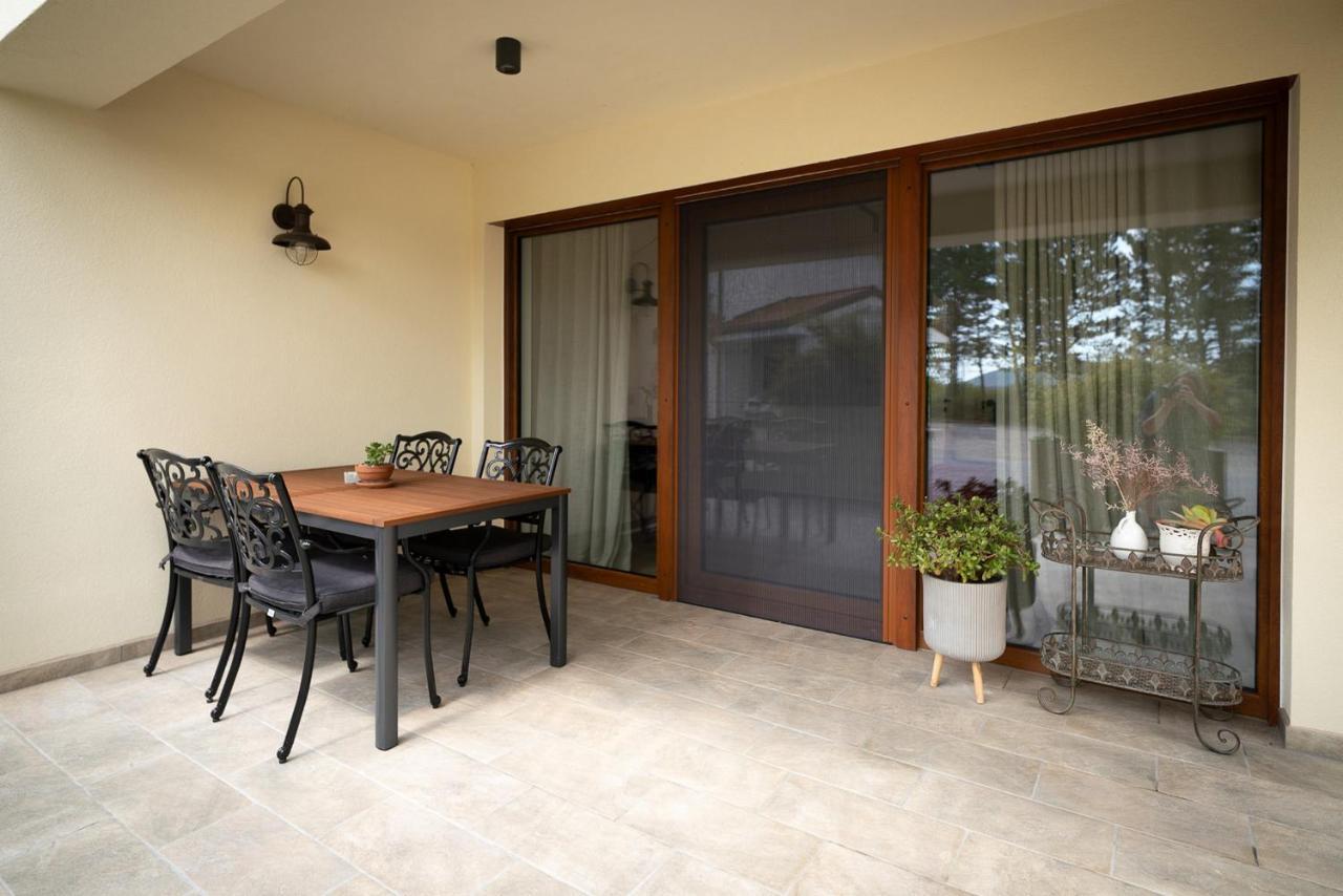 Apartments Kras 24 With Pool Sežana Dış mekan fotoğraf