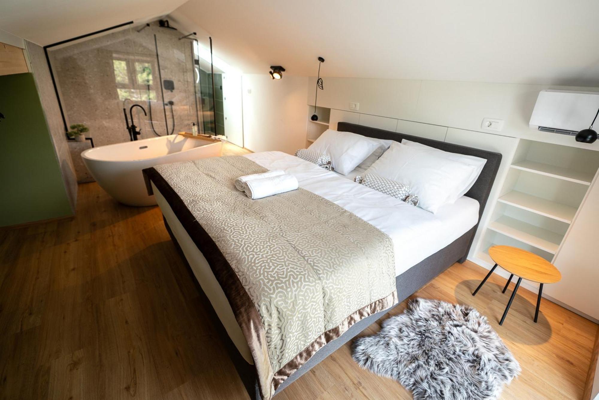Apartments Kras 24 With Pool Sežana Dış mekan fotoğraf